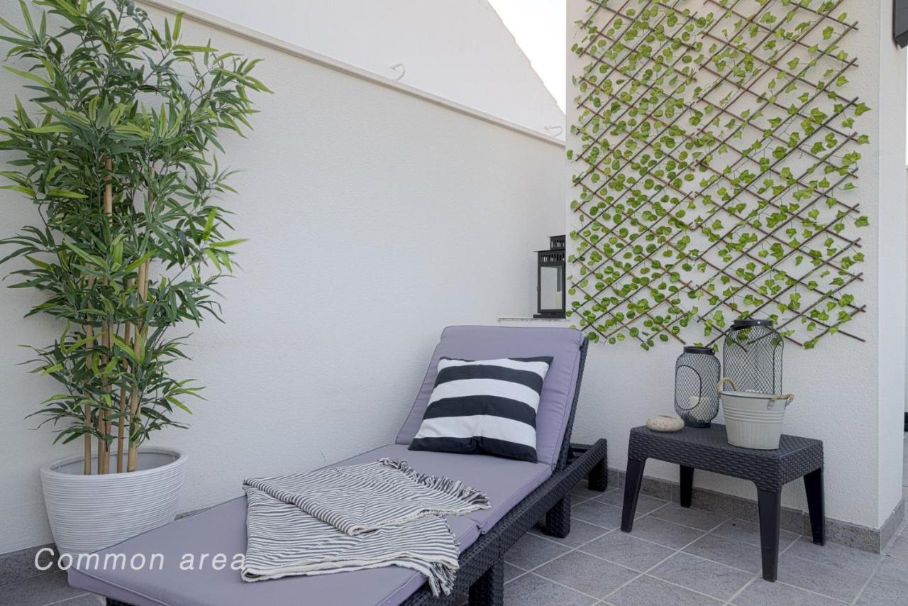 Caleta Homes - Ancha Del Carmen Malaga Luaran gambar