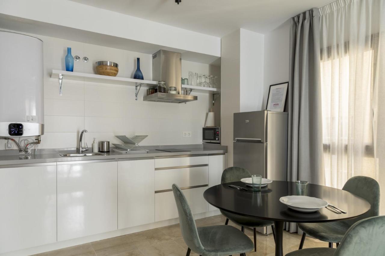 Caleta Homes - Ancha Del Carmen Malaga Luaran gambar