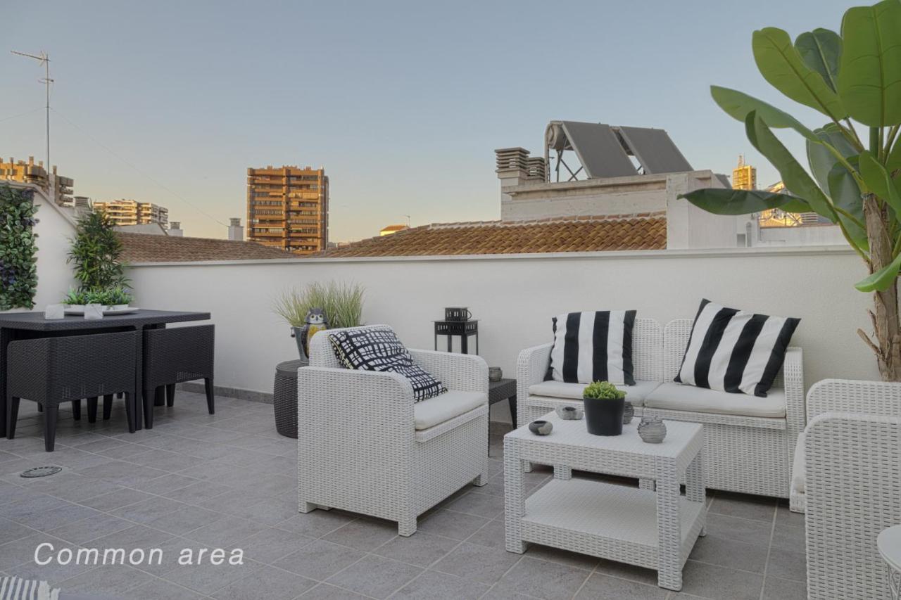 Caleta Homes - Ancha Del Carmen Malaga Luaran gambar