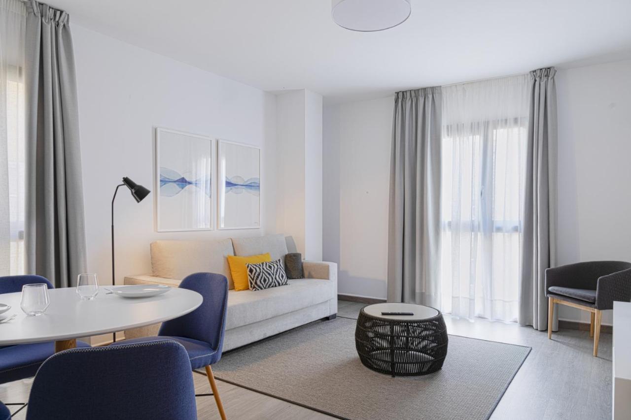 Caleta Homes - Ancha Del Carmen Malaga Luaran gambar